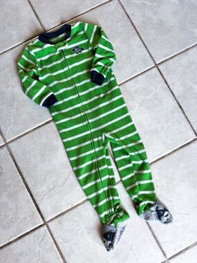 Carters • Fleece Sleeper
